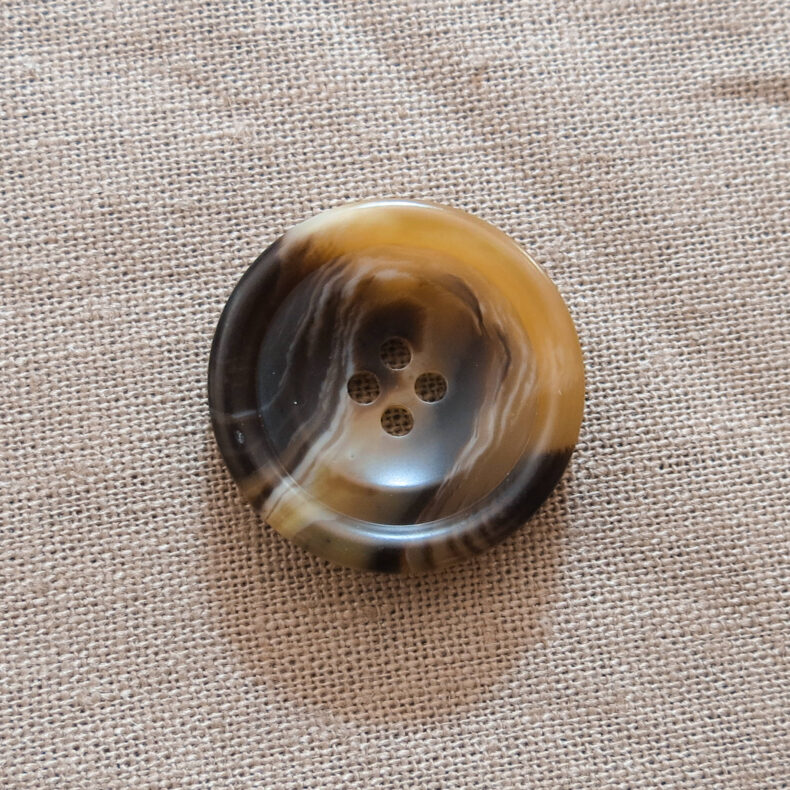 Rund halv blank knapp