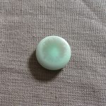 Rund halv blank knapp - Under isen - Mint