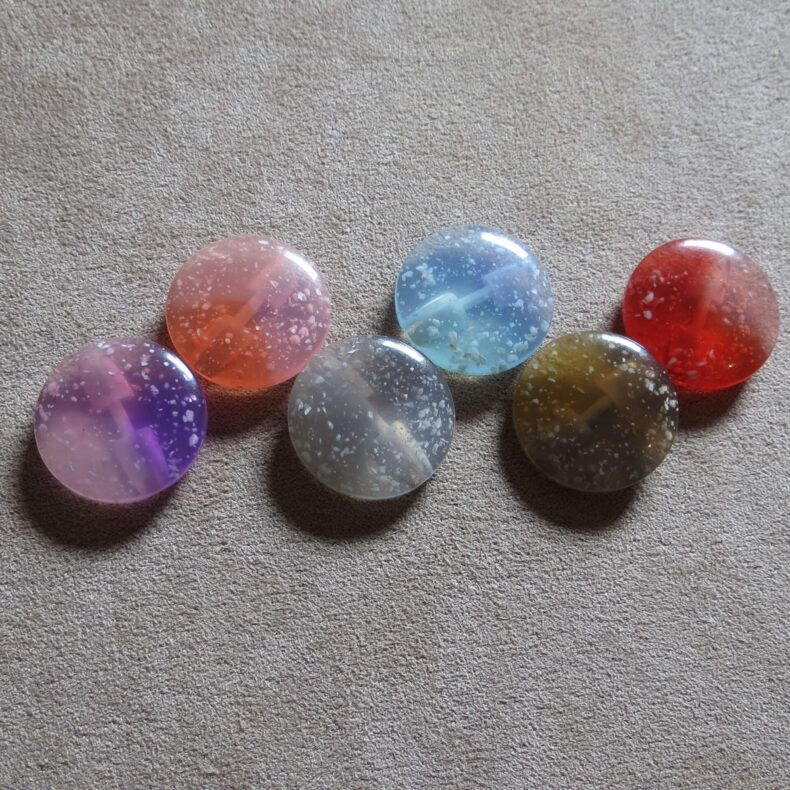 Knapper "Farger og fnugg" 23mm