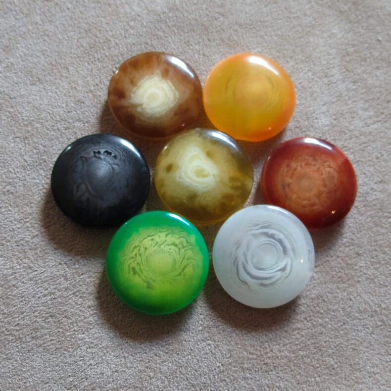 Rund halvblank knapp - Kjernen myk